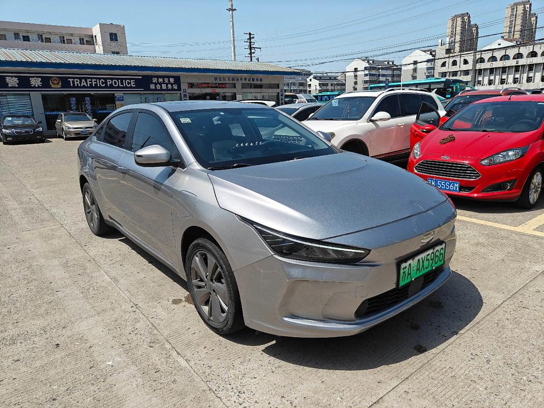吉利几何a新能源电动汽车 吉利几何a新能源电动汽车怎么样