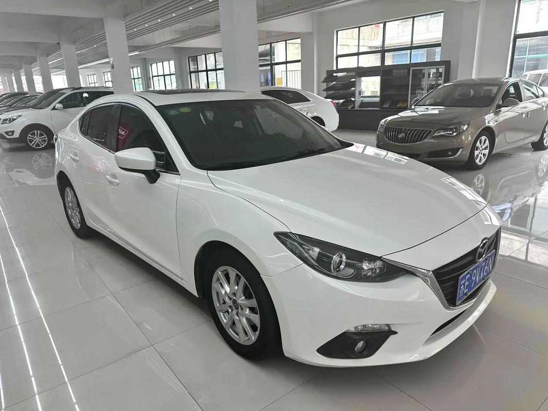 进口马自达3三厢,进口马自达3三厢车